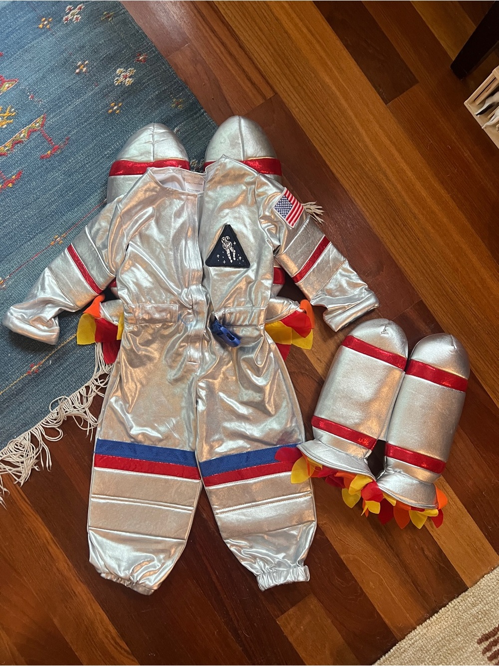 Pottery Barn Kids Astronaut Costume 3t with extra jet pack